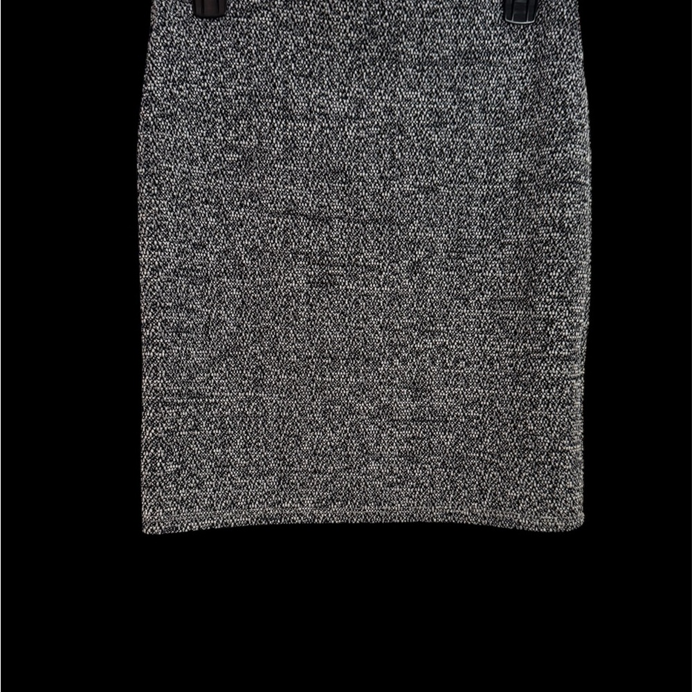 LOFT Black and White Pencil Skirt
